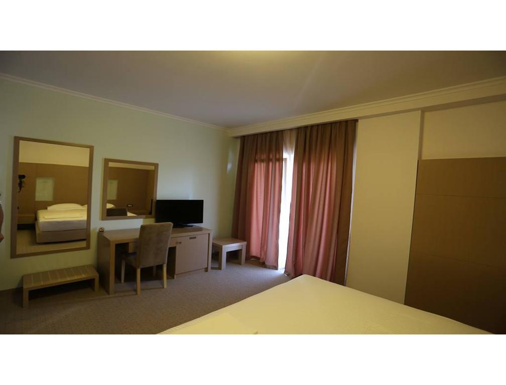 Hotel Voloreka Tushemisht Room photo