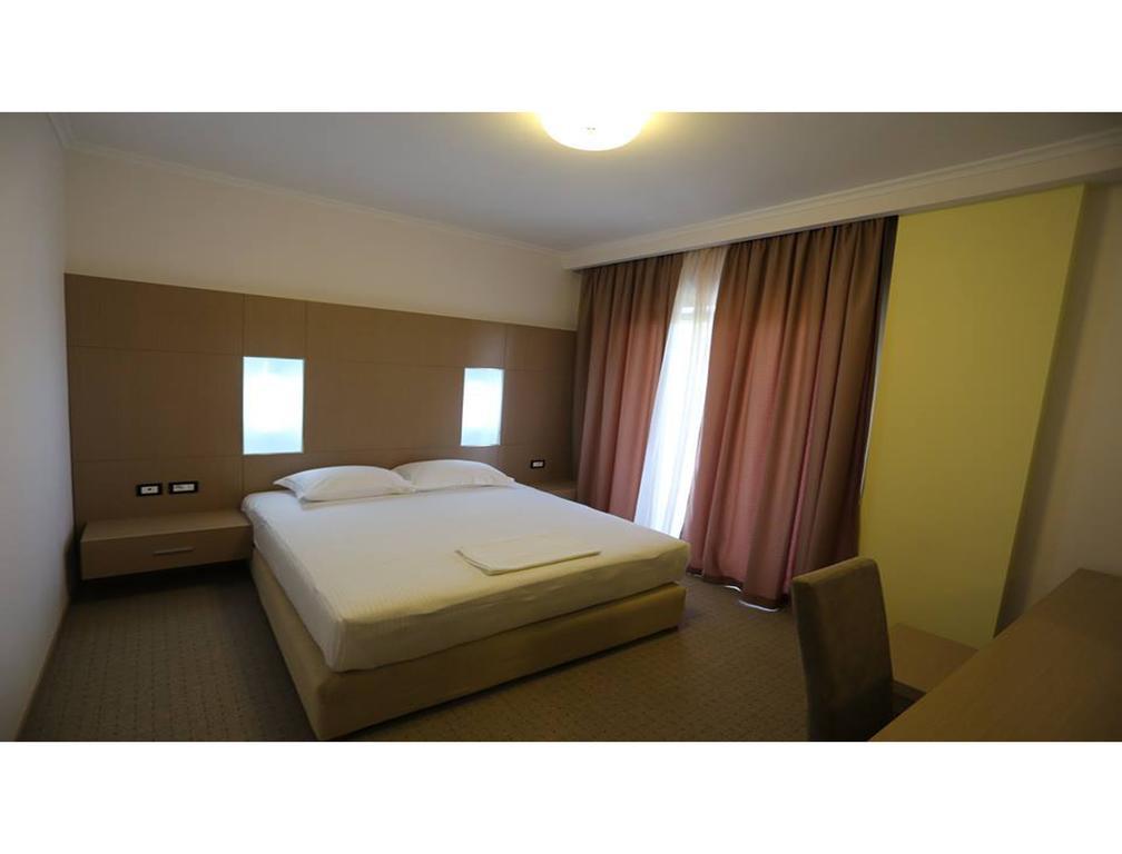 Hotel Voloreka Tushemisht Room photo